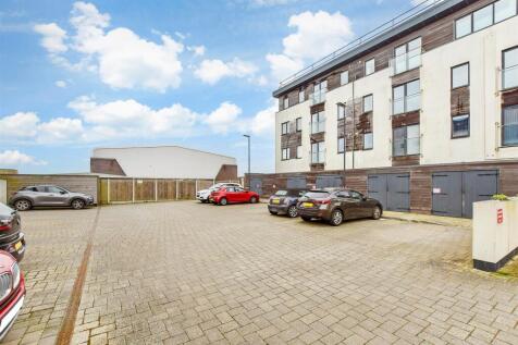 Driveway/Parking