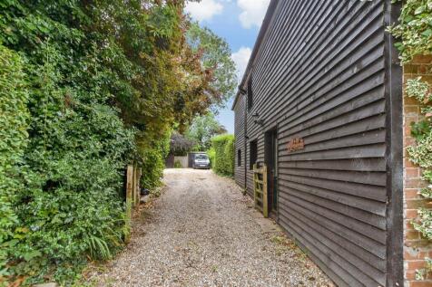 Driveway/Parking