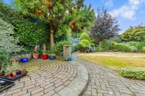 Patio / Decking