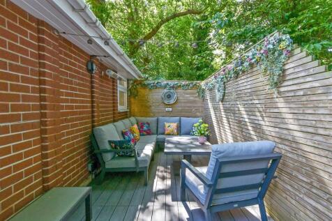 Patio / Decking
