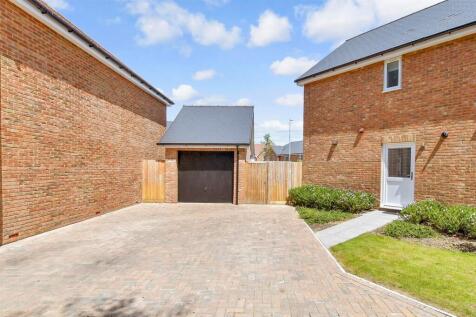 Driveway/Parking