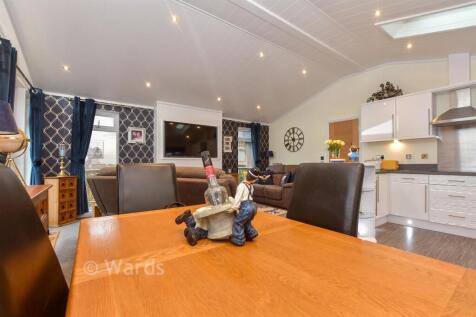 Kitchen/Lounge/Dining Area