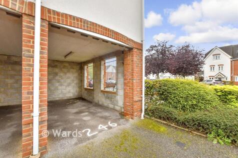 Driveway/Parking