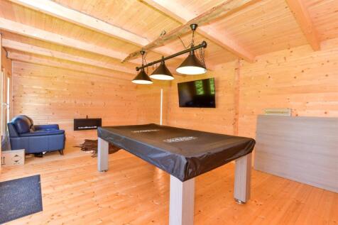 Workshop/Outbuildings