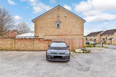 Driveway/Parking