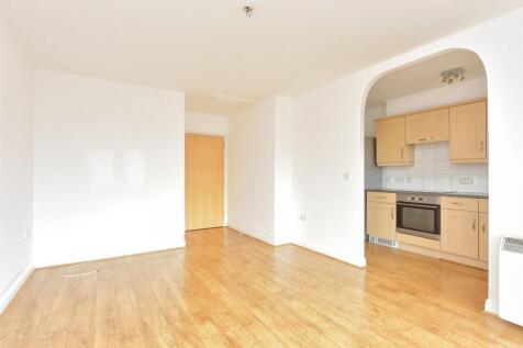 Lounge/ Dining Area