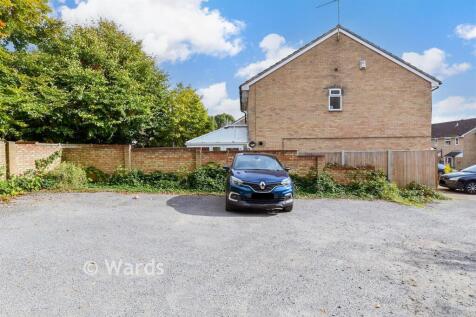 Driveway/Parking