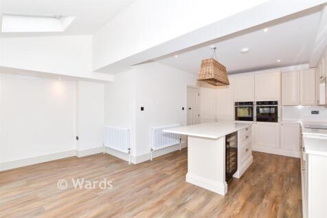 Kitchen/Dining Area