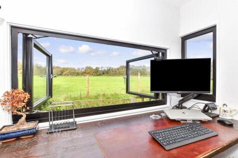 External Lifestyle Photograph