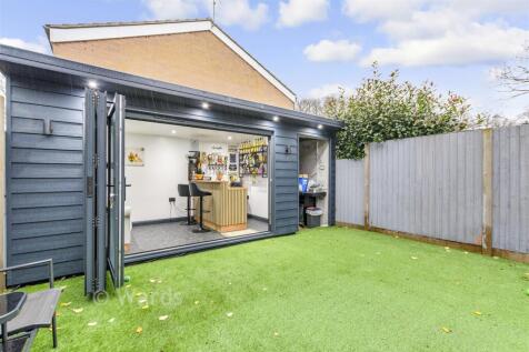 Workshop/Outbuildings