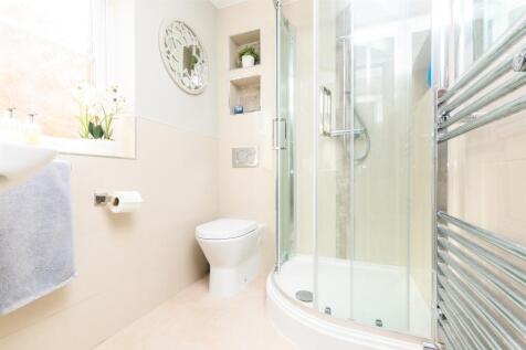 En-Suite (Change)