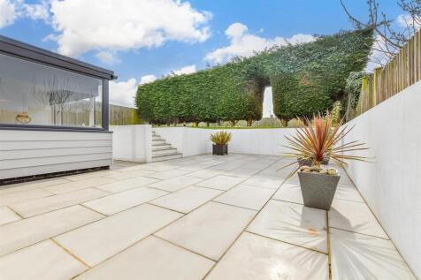 Patio / Decking