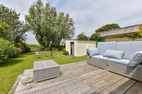 Patio / Decking