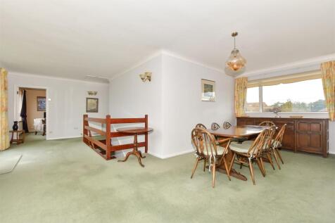 Galleried Family Area