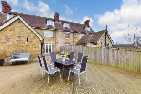 Patio / Decking