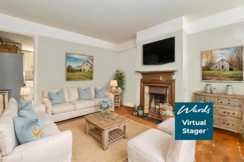 Lounge (Farmhouse Style)