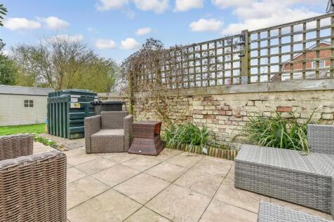Patio / Decking
