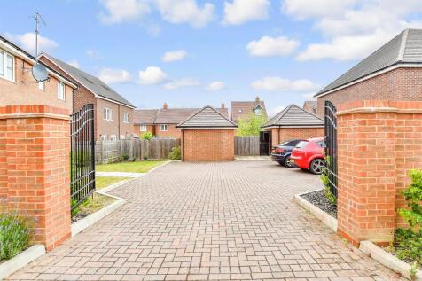 Driveway/Parking