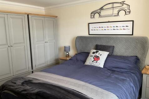Bedroom 1 New 1
