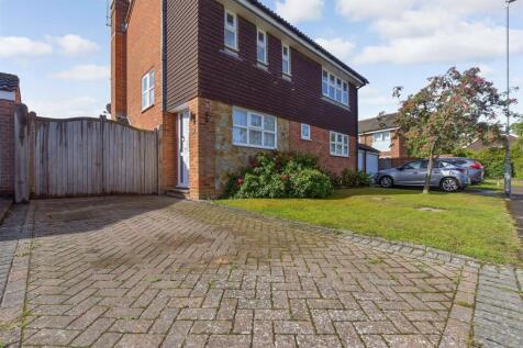 Driveway/Parking