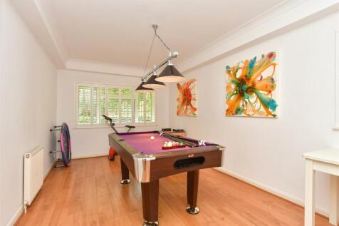 Play Room/Family Room