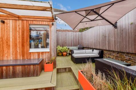 Patio / Decking
