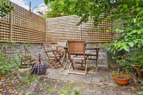 Patio / Decking