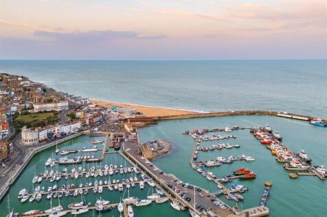 Yacht Marina