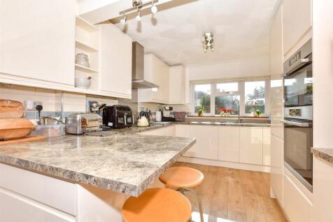 Kitchen/ Breakfast Room