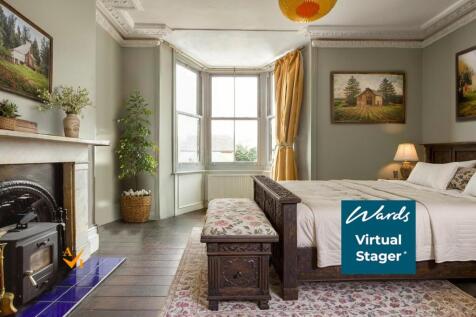 Bedroom 1 (Used As Lounge) (Farmhouse Style)