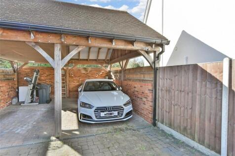 Driveway/Parking
