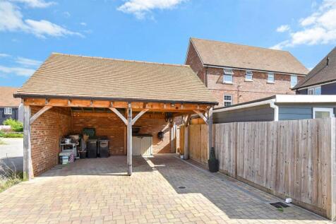 Driveway/Parking