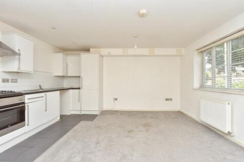 Kitchen/ Living Area