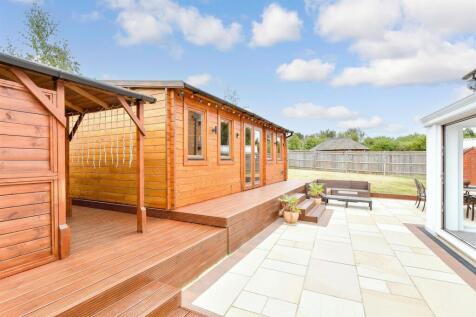 Patio / Decking