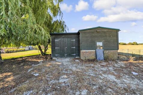 Outbuilding/Workshop