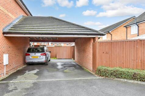 Driveway/Parking