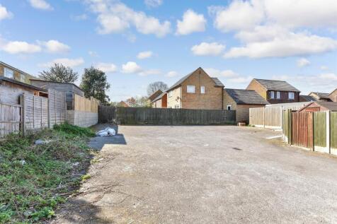 Driveway/Parking
