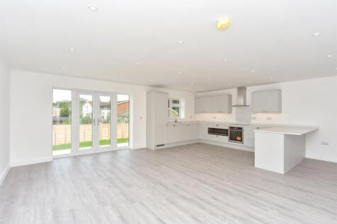 Kitchen/Living Area