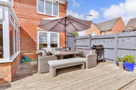 Patio / Decking
