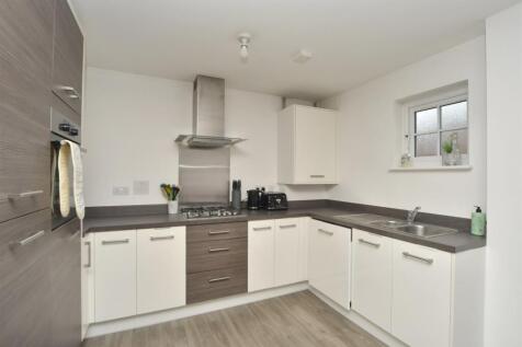 Kitchen/ Living Area
