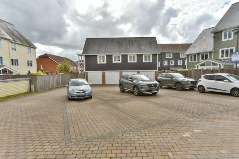 Driveway/Parking