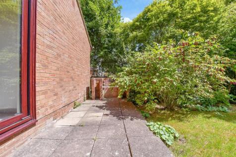 Patio / Decking
