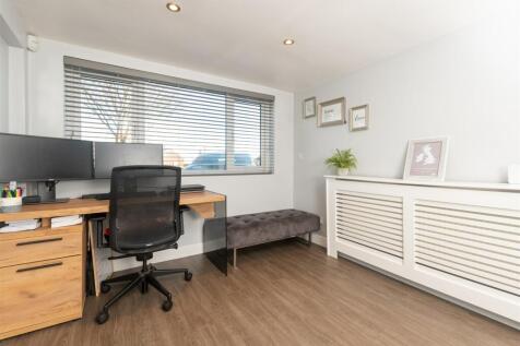 Study/Bedroom