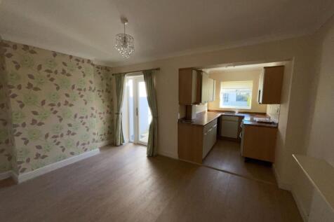 Dining/Kitchen