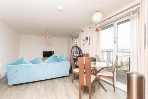 Lounge/Kitchen