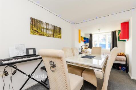 Dining Room / Bedroom 4