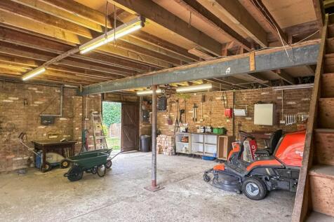 Outbuilding