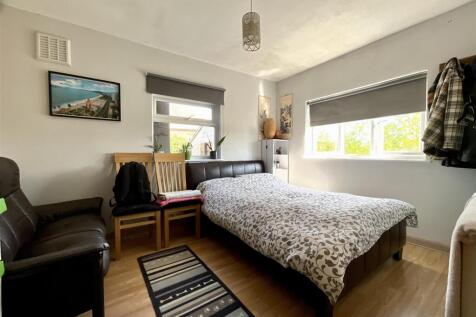 Bedroom 2 29/4