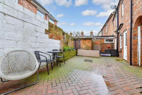 Patio / Decking