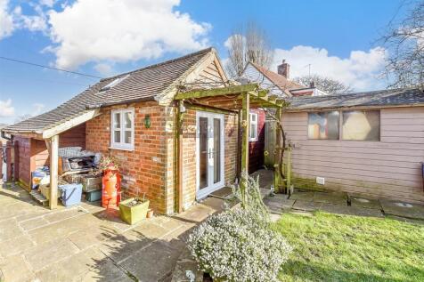 Workshop/Outbuildings